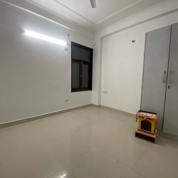 Room in 2 BHK Builder Floor at Chattarpur – for Rent