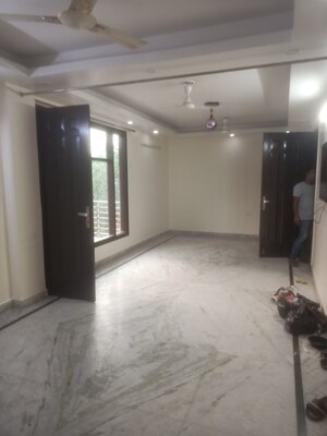 Bedroom in 2 BHK Builder Floor at Vasant Kunj – for Rent