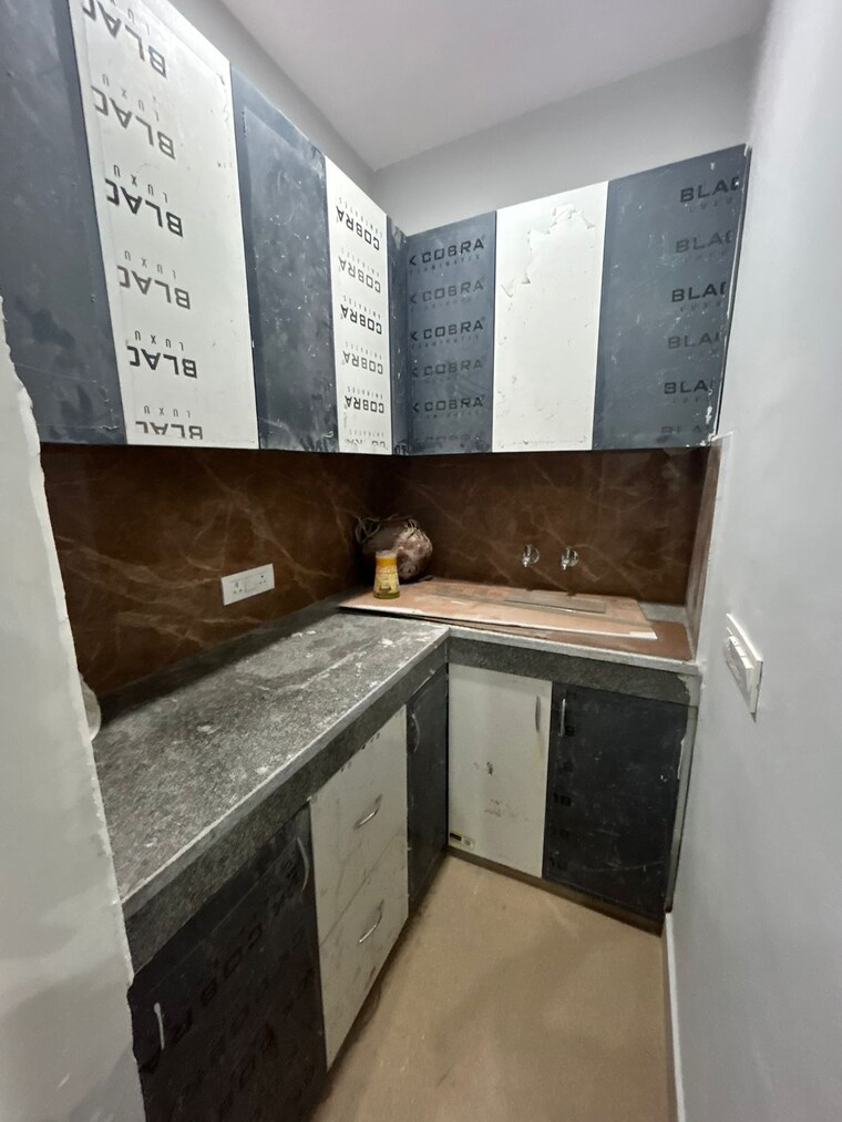 Kitchen, ansal-plaza-sector-23 2 Bedroom 900 Sq.Ft. Apartment In Sector 23 Gurgaon 9248051