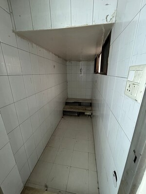 Bathroom in 1 BHK Apartment at Ansal Plaza Sector-23, Sector 23 – for Rent