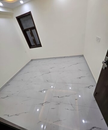 1 BHK Builder Floor For Rent in Chattarpur