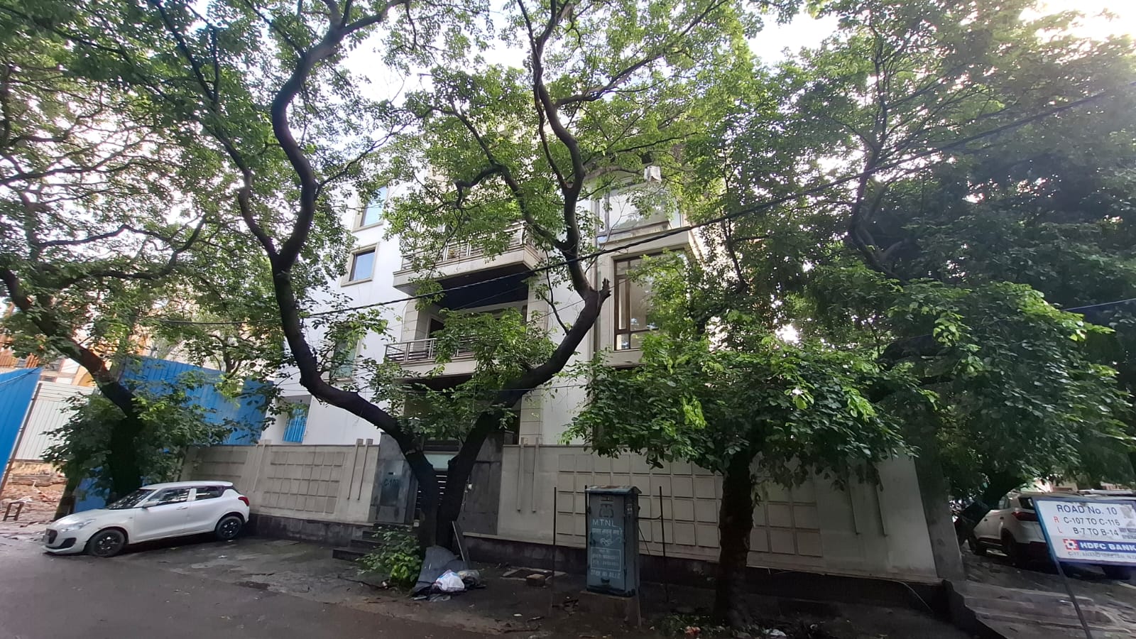 4 BHK + Servant Room,Study Room,Extra Room Villa For Rent in Anand Niketan