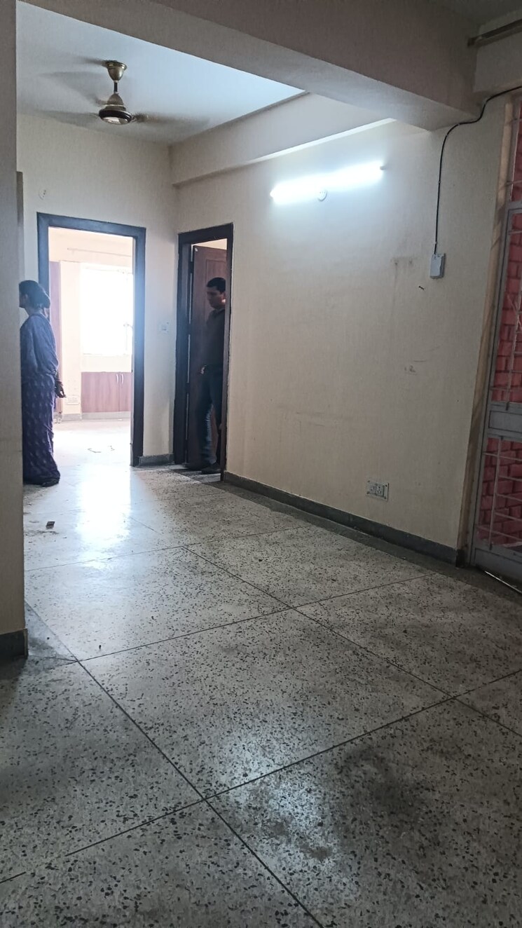 Room, vasant kunj 2 Bedroom 1050 Sq.Ft. Apartment In Vasant Kunj Delhi 9248089