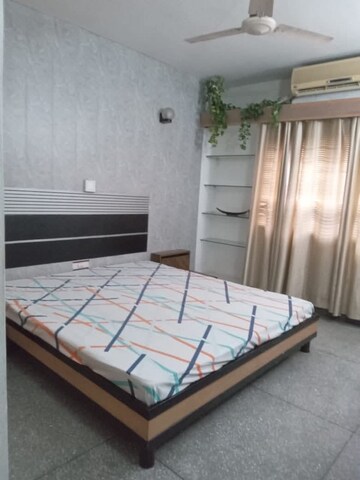 1 RK Builder Floor For Rent in Saket