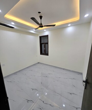 Room in 1 BHK Builder Floor at Chattarpur – for Rent