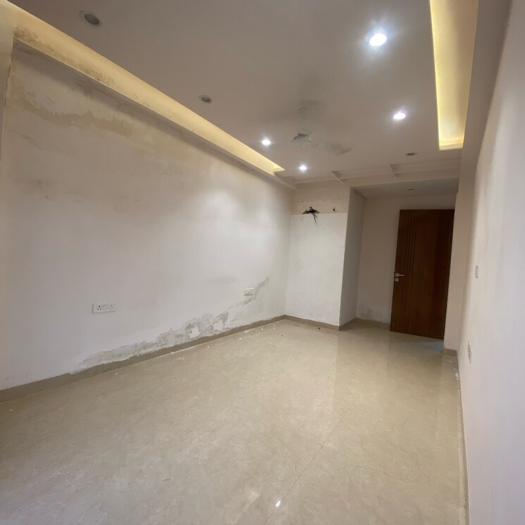 Room, chattarpur 4 Bedroom 1500 Sq.Ft. Builder Floor In Chattarpur Delhi 9248117