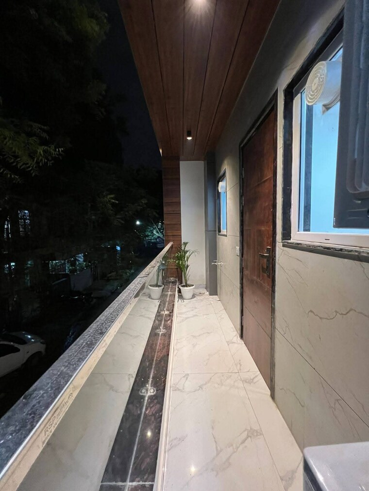 Balcony, saket 1 RK 450 Sq.Ft. Builder Floor In Saket Delhi 9248104