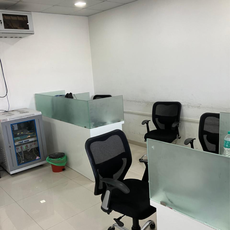 Team Area, omega-commercial Commercial Office Space 450 Sq.Ft. In Wakad Pune 9248113