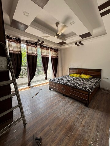 Bedroom in 2 BHK Builder Floor at Malviya Nagar – for Rent