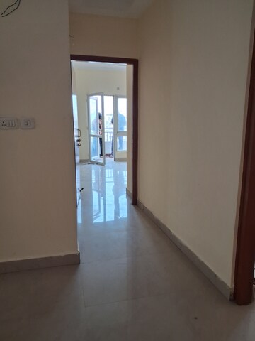 Furnished Amenities in 2.5 BHK Apartment at UPAVP Ganga Yamuna And Hindon Enclave, Pratap Vihar – for Rent
