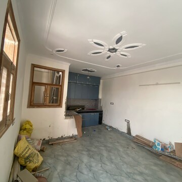 Room in 1 RK Builder Floor at Chattarpur – for Rent