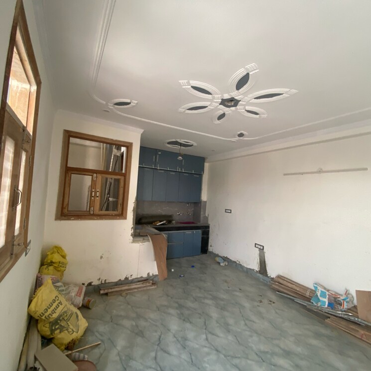 Room, chattarpur 1 RK 300 Sq.Ft. Builder Floor In Chattarpur Delhi 9248191