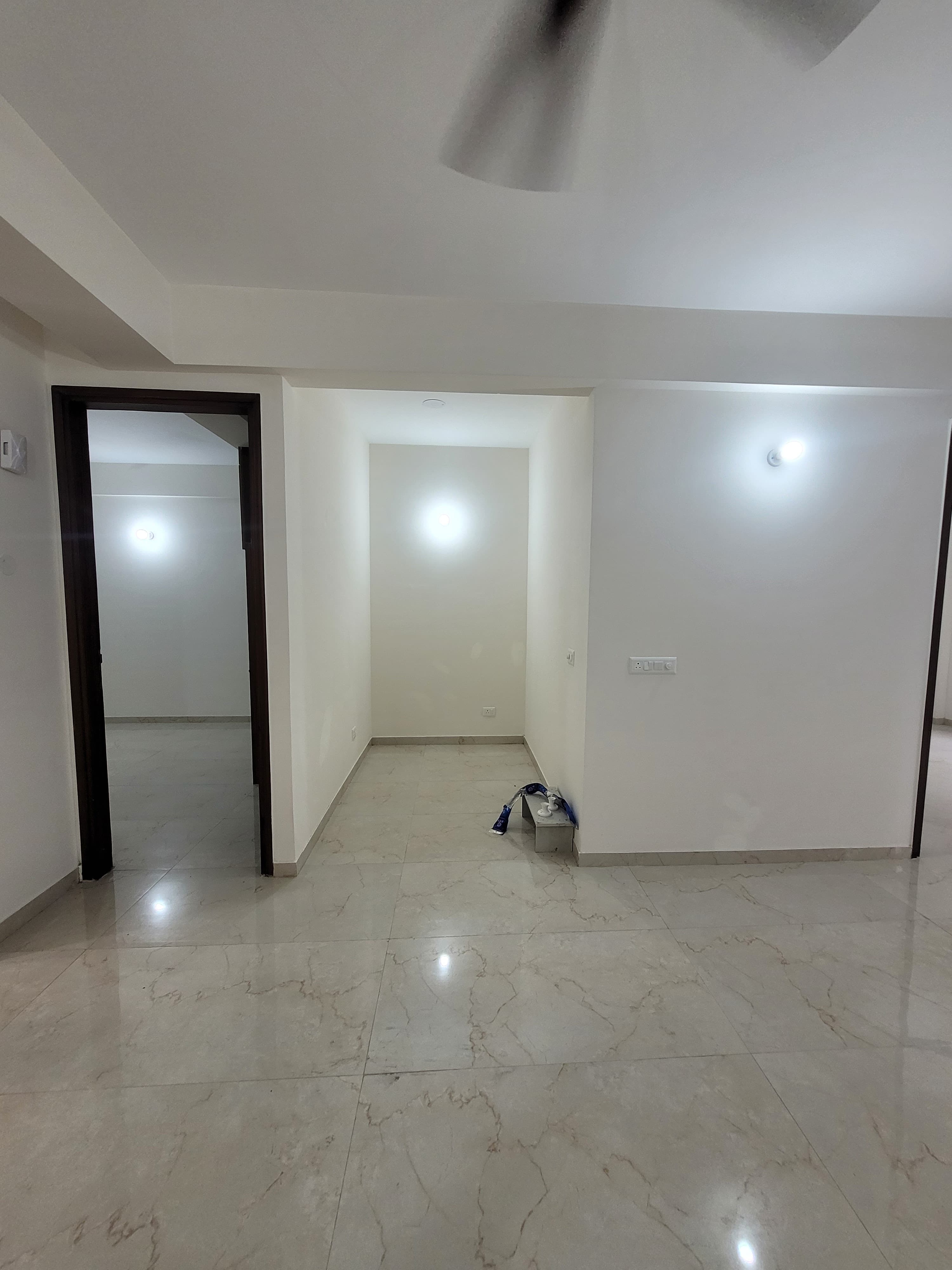 2.5 BHK Apartment For Rent in Smart World Gems