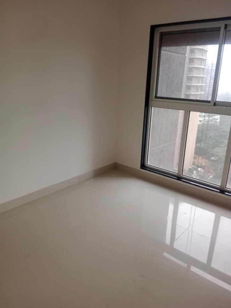 Room, worli naka 2 Bedroom 500 Sq.Ft. Apartment In Worli Naka Mumbai 9248221