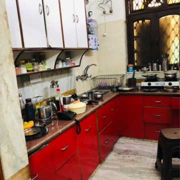 Kitchen in 2.5 BHK Villa at Sector 21 – for Rent