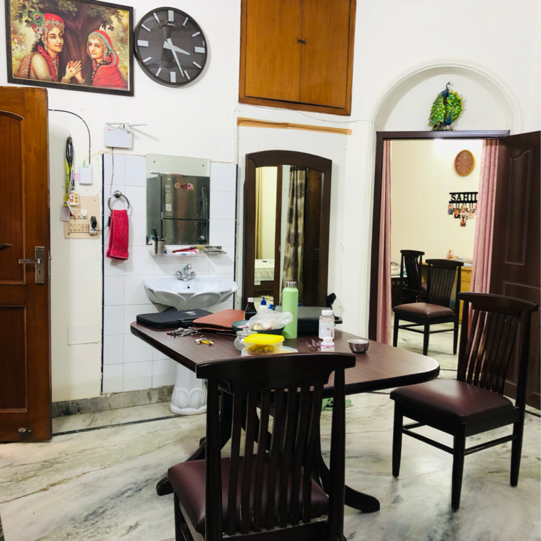 Gym, sector 21 2.5 Bedroom 1200 Sq.Ft. Villa In Sector 21 Gurgaon 9248220