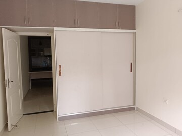 Room in 3 BHK Apartment at Brigade Northridge, Kogilu Road – for Rent