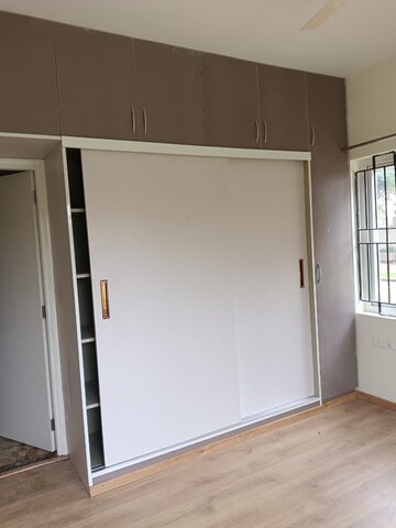 Room in 3 BHK Apartment at Brigade Northridge, Kogilu Road – for Rent