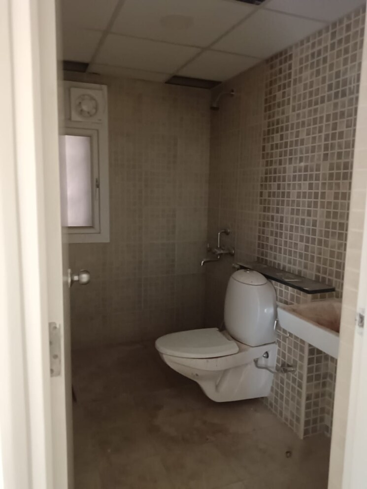Bathroom, brigade-northridge 3 Bedroom 1710 Sq.Ft. Apartment In Kogilu Road Bangalore 9248212