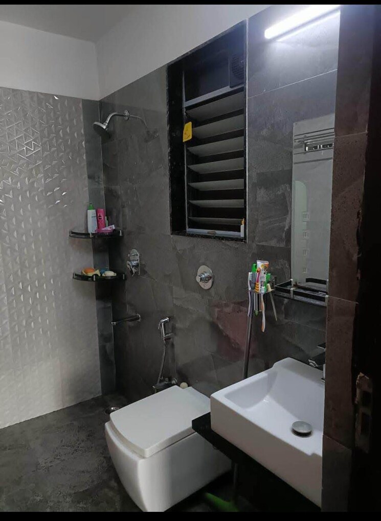 Bathroom, one-hiranandani-park-fairway 2 Bedroom 650 Sq.Ft. Apartment In Ghodbunder Road Thane 9248224
