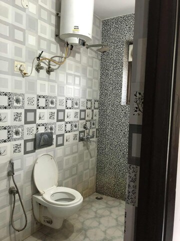 Bathroom in 2 BHK Apartment at Sector 15 – for Rent