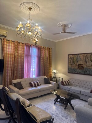 3 BHK Builder Floor For Rent in Sector 36