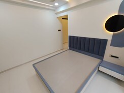 2.5 BHK + Pooja Room Apartment For Sale in Veena Saaz