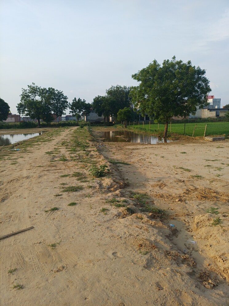 undefined, bhopani  88 Sq.Yd. Plot In Bhopani Faridabad 9248291