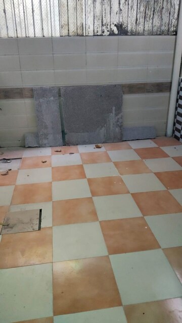 Bathroom in 2 BHK Builder Floor at Unitech South City II, Sector 50 – for Rent