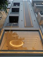 900 Sq.Ft. Showroom in Lajpat Nagar 4