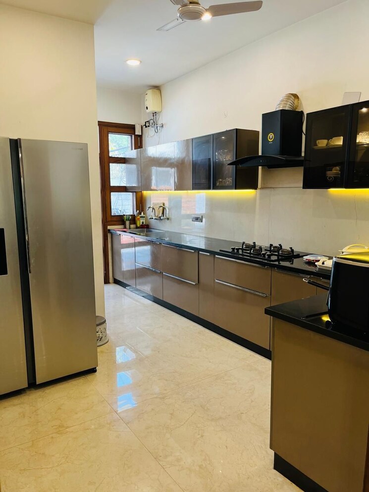 Kitchen, maya-garden-city Studio 660 Sq.Ft. Apartment In Lohgarh Zirakpur 9248302