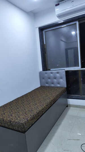 Furnished Amenities in  Pg at Goregaon West – for Rent