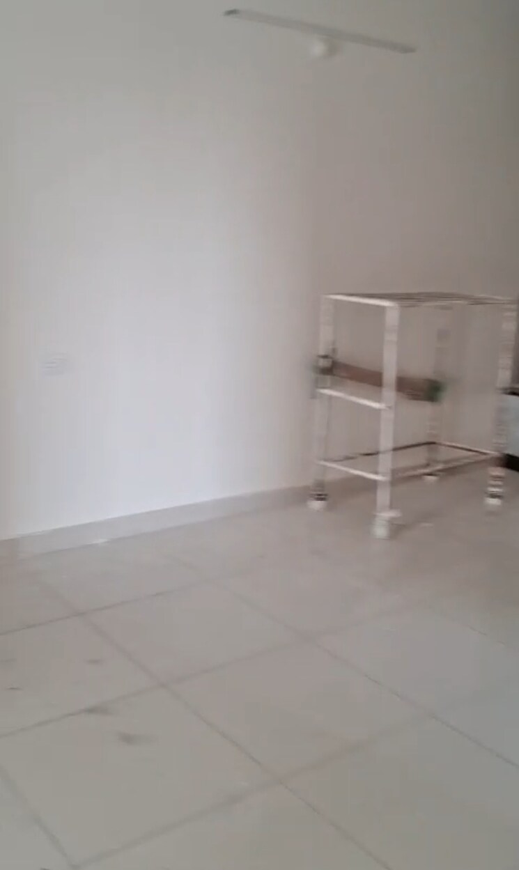 Room, moti nagar 3 Bedroom 1798 Sq.Ft. Apartment In Moti Nagar Hyderabad 9248346