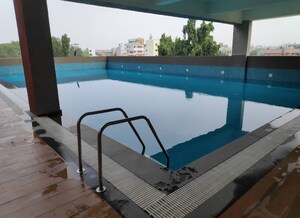 Swimming Pool in 3 BHK Apartment at Moti Nagar – for Rent
