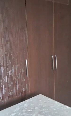 Furnished Amenities in 3 BHK Apartment at Moti Nagar – for Rent