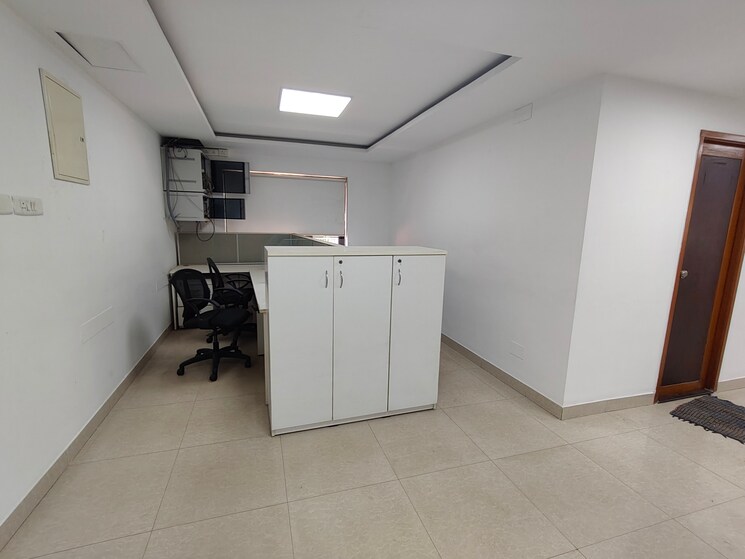 Floor Plan, west mambalam Commercial Office Space in IT/SEZ 3300 Sq.Ft. In West Mambalam Chennai 9248375