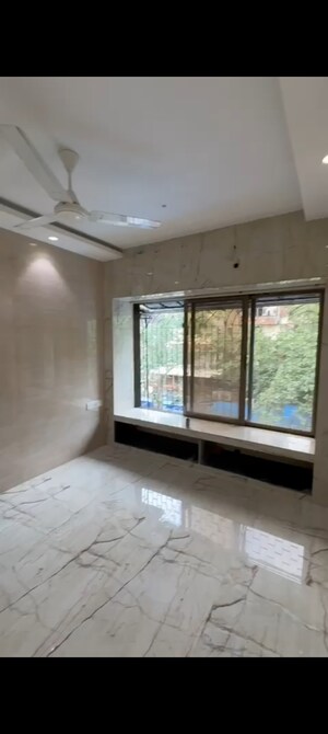 Room in 1 BHK Apartment at Best Complex Andheri West, Andheri West – for Rent