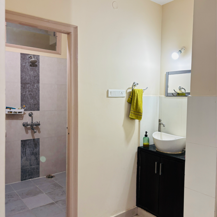 Bathroom, madhapur 2 Bedroom 1220 Sq.Ft. Builder Floor In Madhapur Hyderabad 9248382