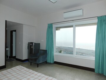 2 BHK Apartment For Rent in Ruparel Ariana, Parel