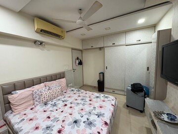 Team Area in 2 BHK Apartment at Gundecha Symphony, Andheri West – for Rent