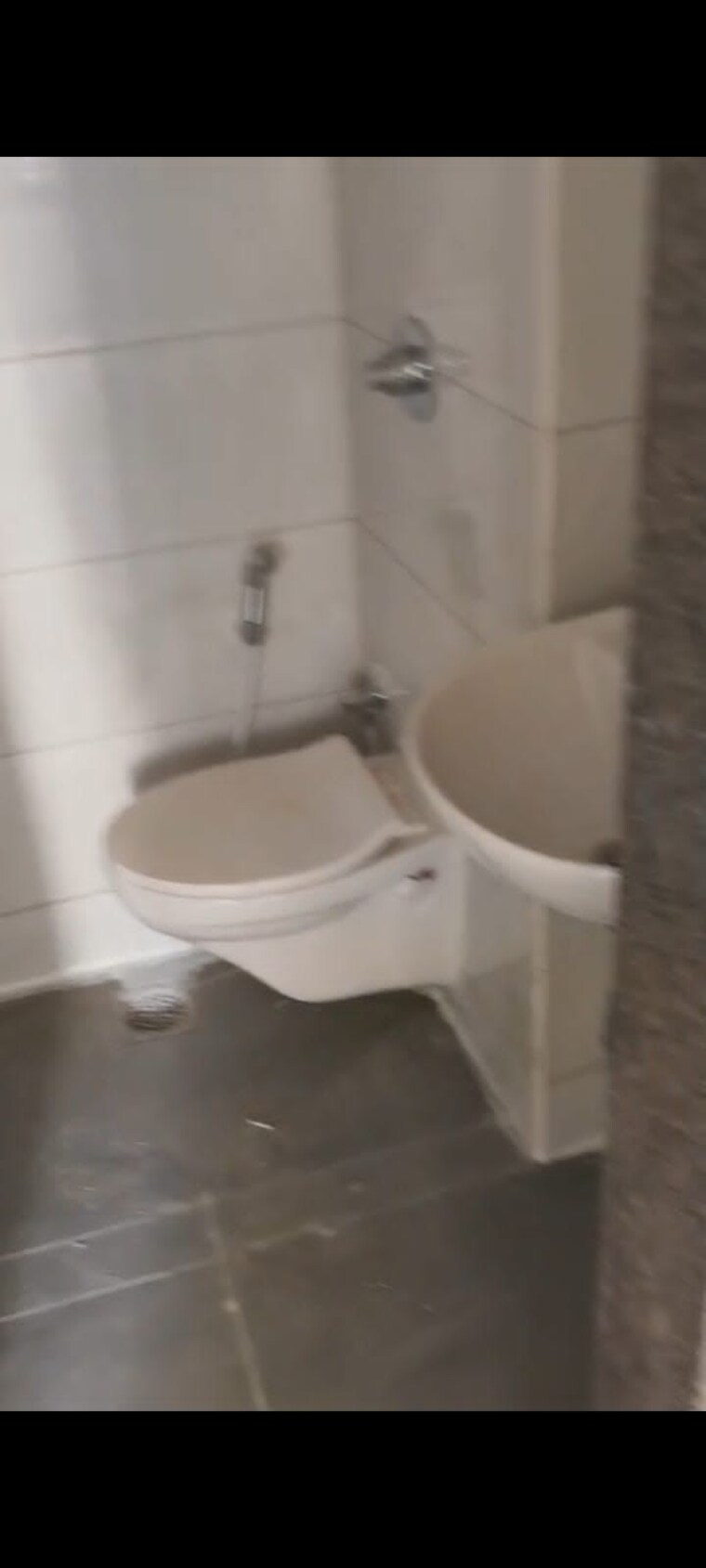 Attached Bathroom, shela 3 Bedroom 1750 Sq.Ft. Apartment In Shela Ahmedabad 9248414