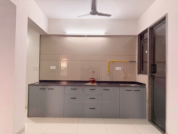 Kitchen, shela 3 Bedroom 1750 Sq.Ft. Apartment In Shela Ahmedabad 9248414