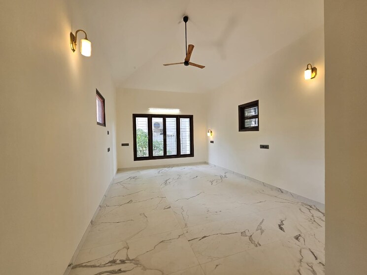 Room, padma-vilas 4 Bedroom 4000 Sq.Ft. Villa In Camp Pune 9248431