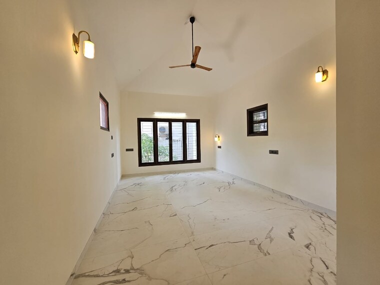 Room, padma-vilas 4 Bedroom 4000 Sq.Ft. Villa In Camp Pune 9248431