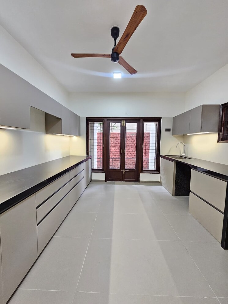 Kitchen, padma-vilas 4 Bedroom 4000 Sq.Ft. Villa In Camp Pune 9248431