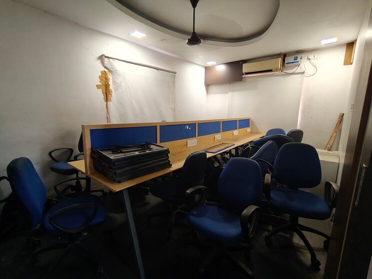 Team Area, choolaimedu Commercial Office Space in IT/SEZ 1750 Sq.Ft. In Choolaimedu Chennai 9248455