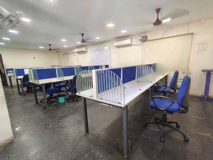 Team Area, choolaimedu Commercial Office Space in IT/SEZ 1750 Sq.Ft. In Choolaimedu Chennai 9248455