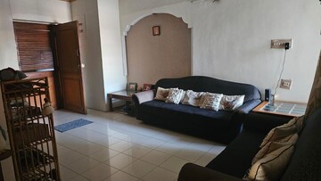 Hall in 3 BHK Apartment at Ambawadi – for Rent