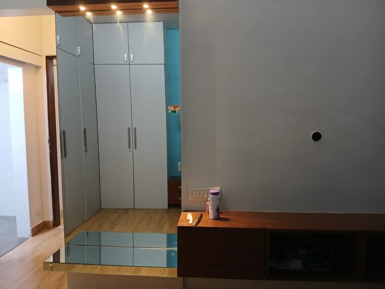 Master Bedroom, hiranandani-powai-park 2 Bedroom 700 Sq.Ft. Apartment In Powai Mumbai 9248469