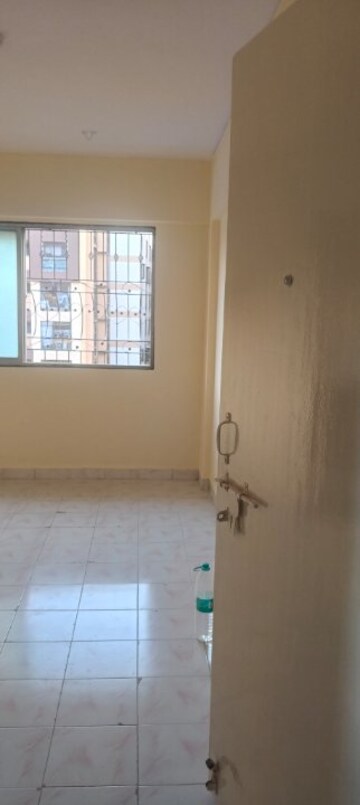 Room in 1 RK Apartment at Dharavi CHS, Dharavi – for Sale